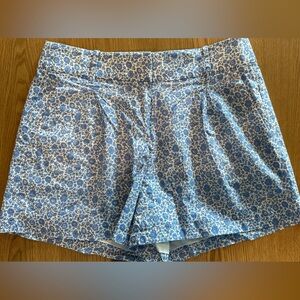 💙 J. Crew Limited-edition high-rise pleated short in Liberty® D'Anjo Coast 💙